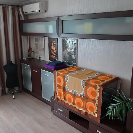 Apartment On Parkova 36 Chernomorsk Exterior foto