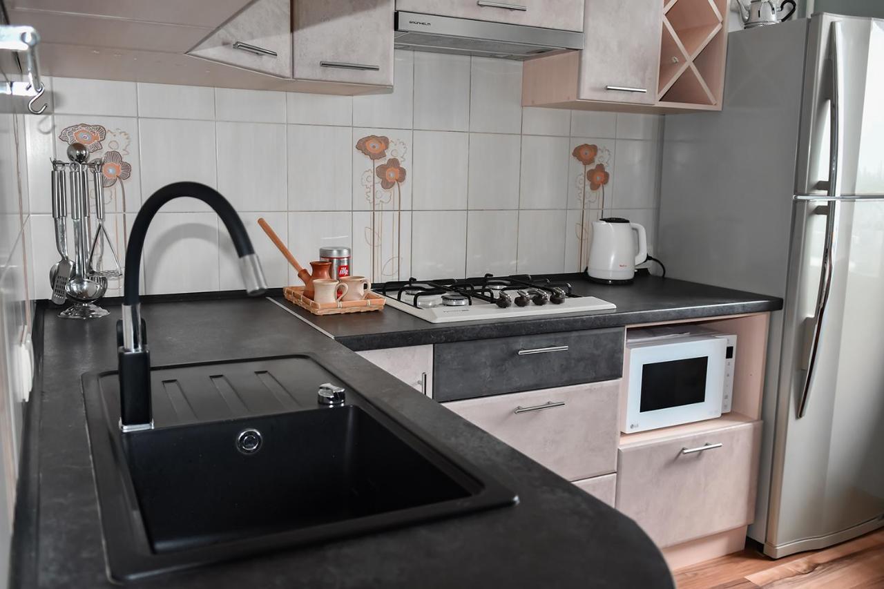 Apartment On Parkova 36 Chernomorsk Exterior foto